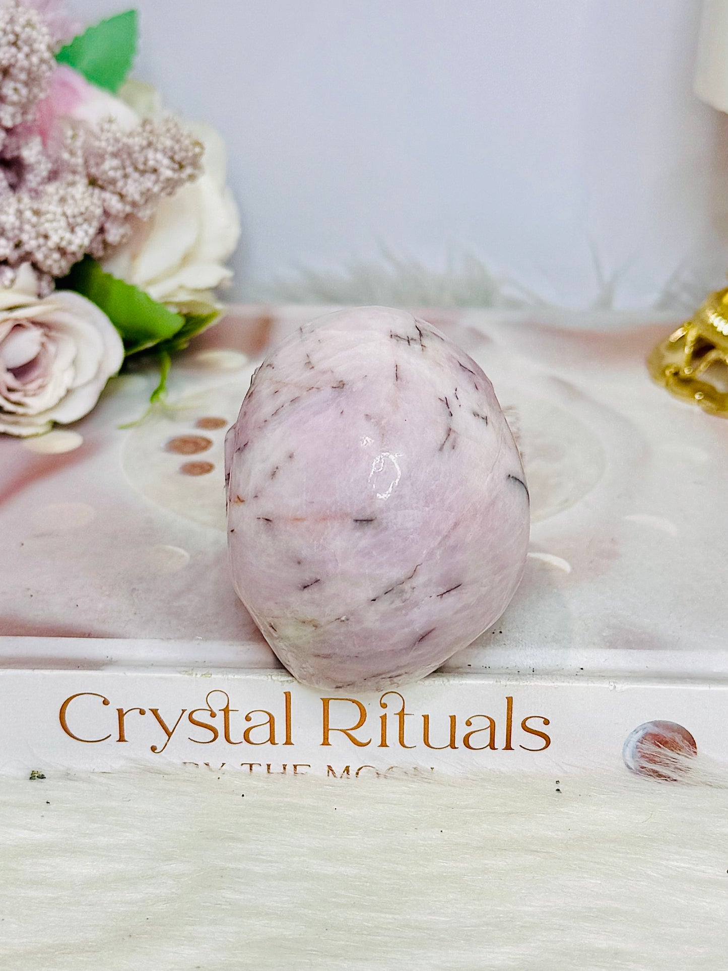 Chunky Kunzite Carved Skull 7cm