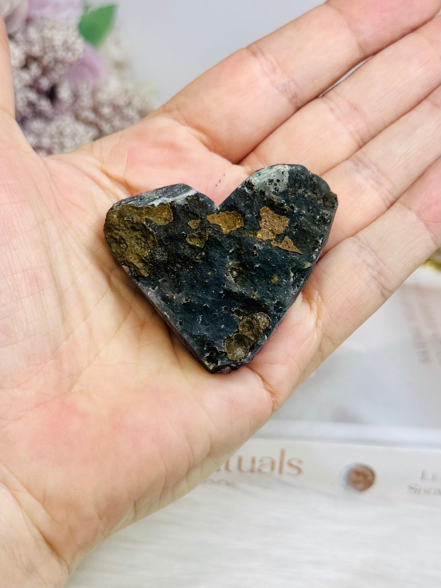 Small Amethyst Cluster Heart