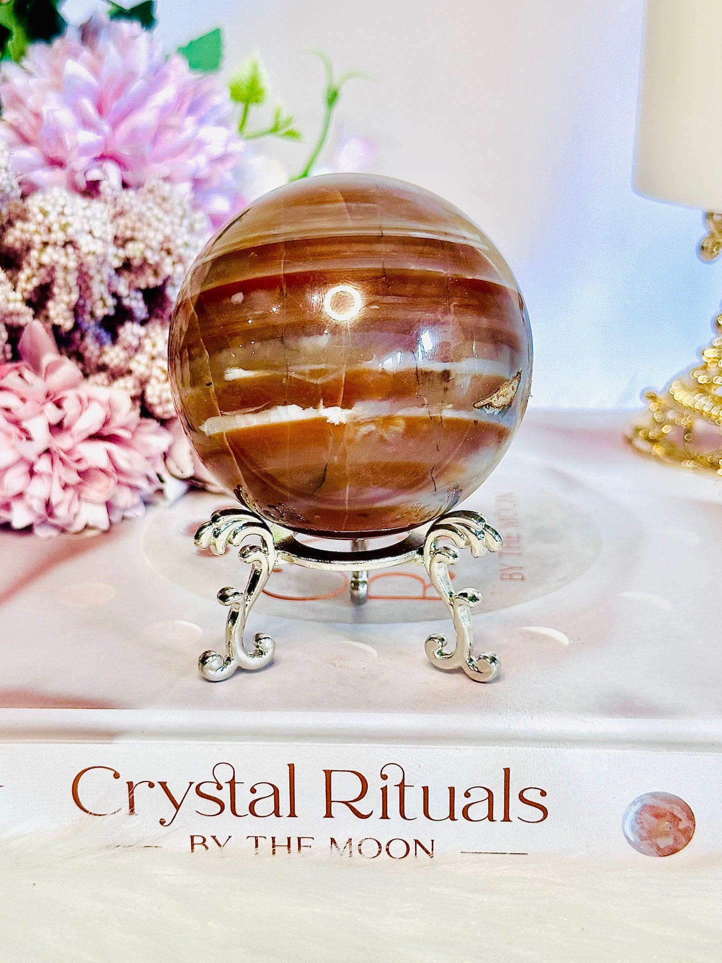 ⚜️ SALE ⚜️ Striped Agate Sphere 319grams On Stand