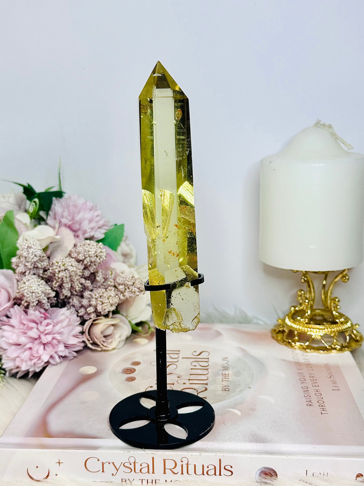 Citrine Tower 19cm Inc Stand (Cut in back of tower)