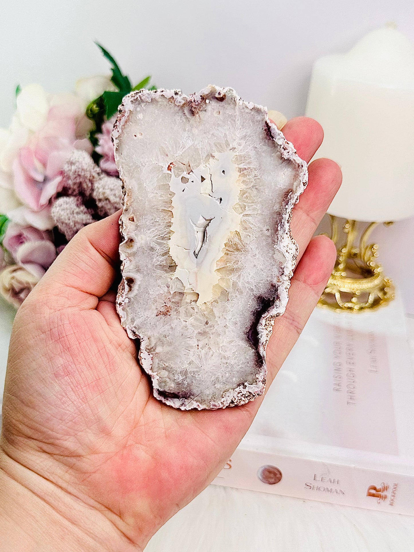 Druzy Black Flower Agate Slab on Stand 12cm