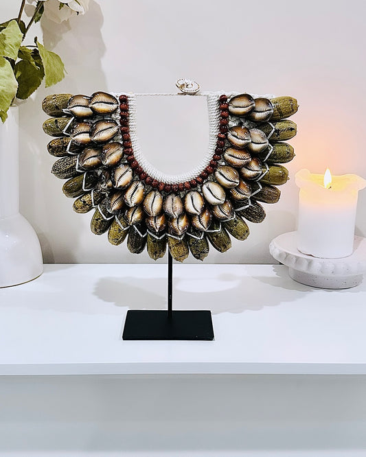Natural Coastal Shell Necklace On Stand 26cm