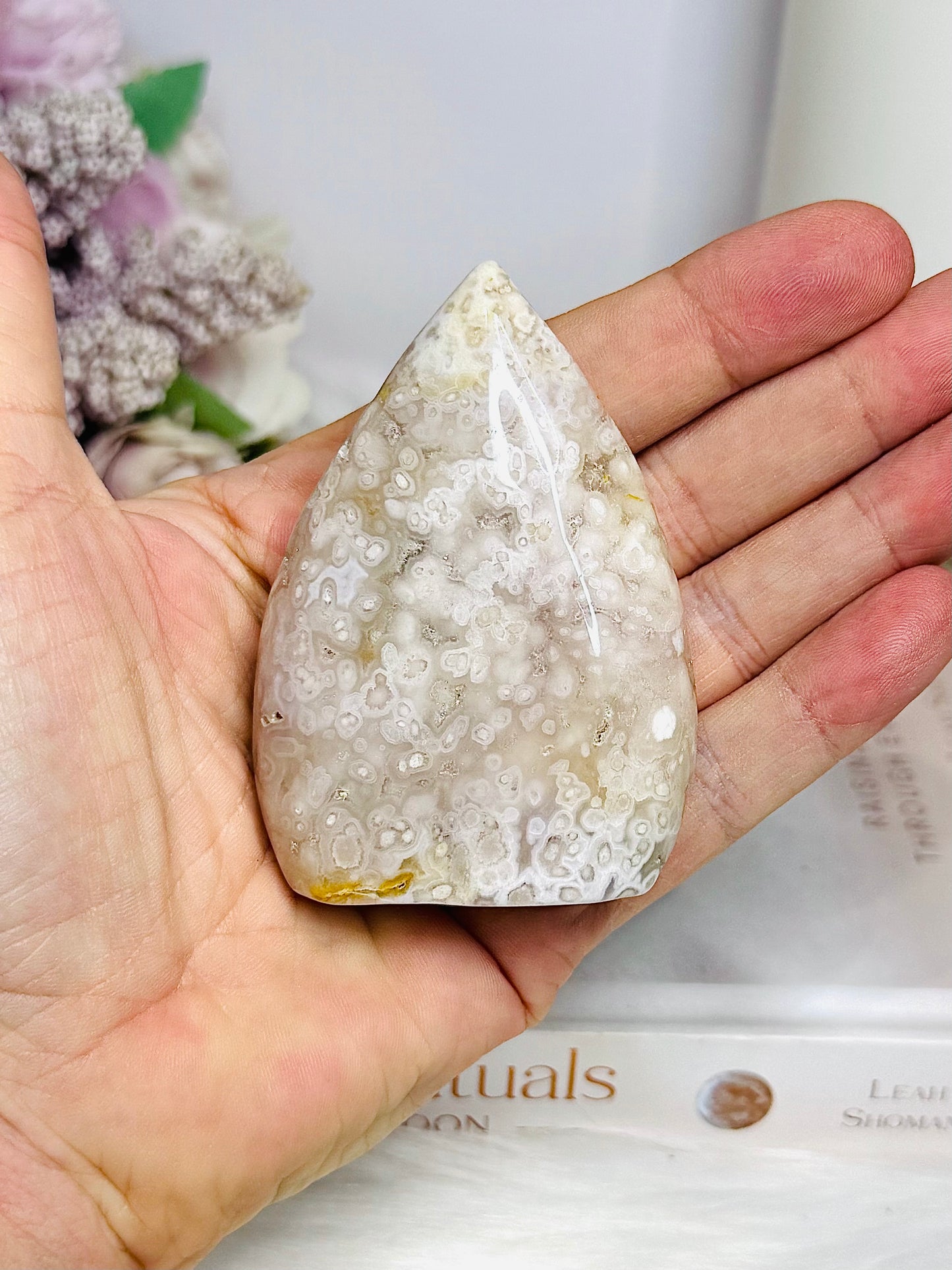 Flower Agate Druzy Carved Flame 7.5cm