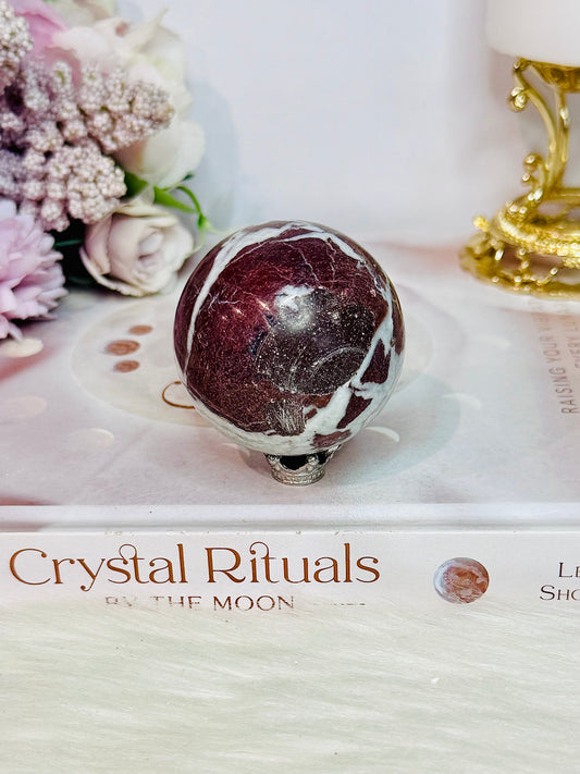 Red Onyx Sphere On Stand 5.5cm