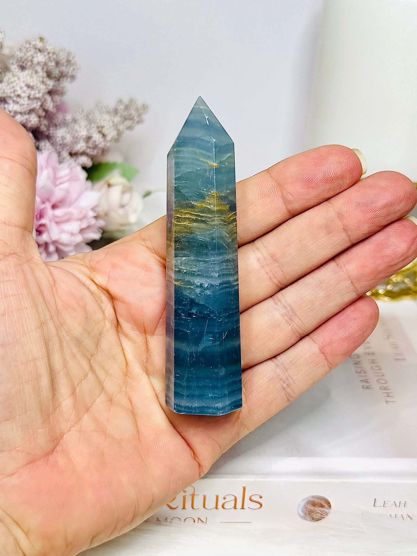 Natural Blue Onyx Tower 9cm