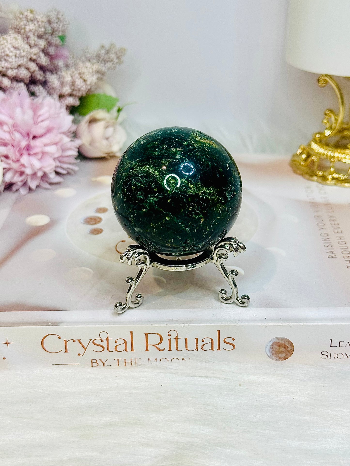 Green Quartz Sphere on Stand 185g
