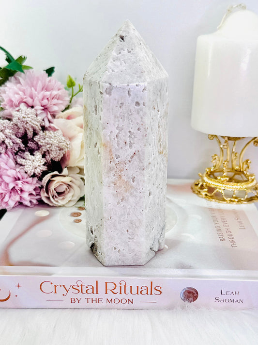 Large 15cm Chunky 558gram White Druzy Agate Tower