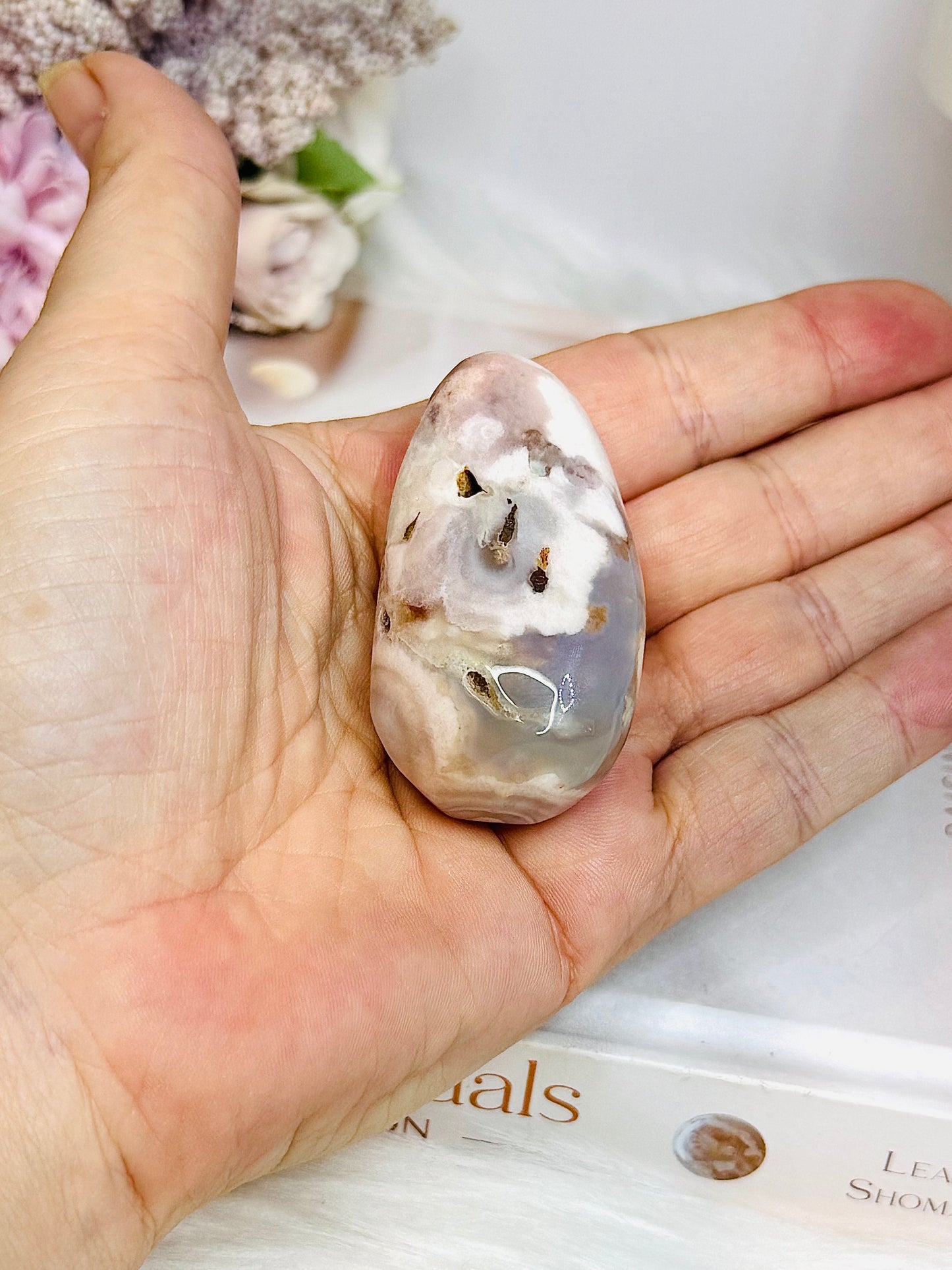 Druzy Flower Agate Egg On Stand 5.5cm