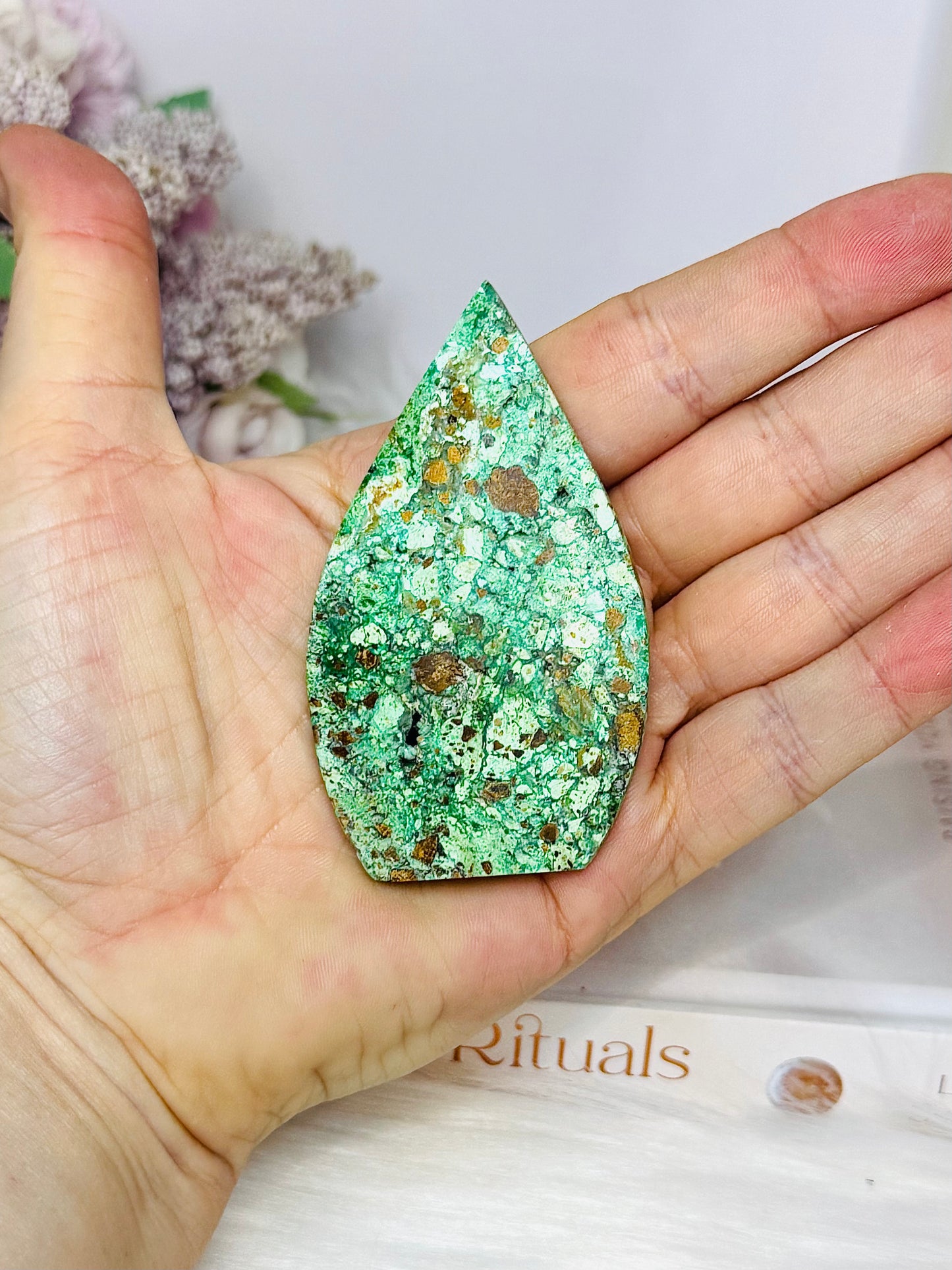 Variscite Carved Flame 7.5cm