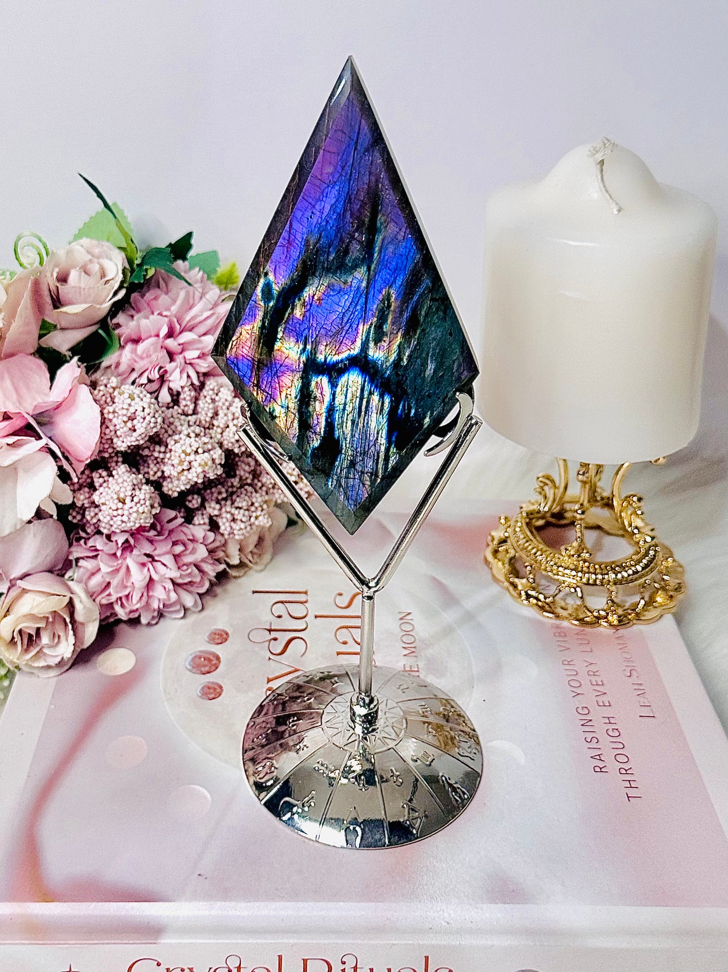 WOW!!!! Absolutely Gorgeous Labradorite Diamond Full of Purple Flash Both Sides On Silver Stand 19.5cm