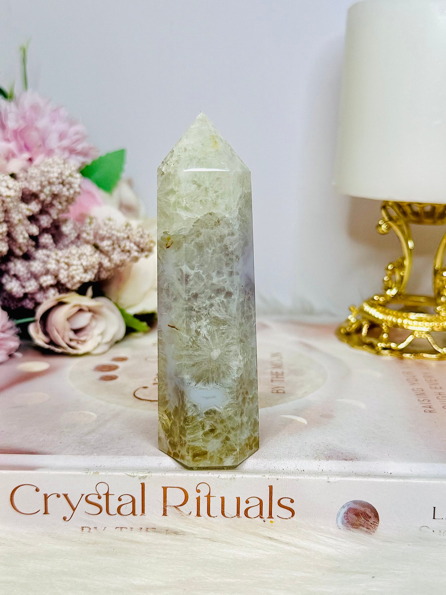 Green Flower Agate Tower 10cm