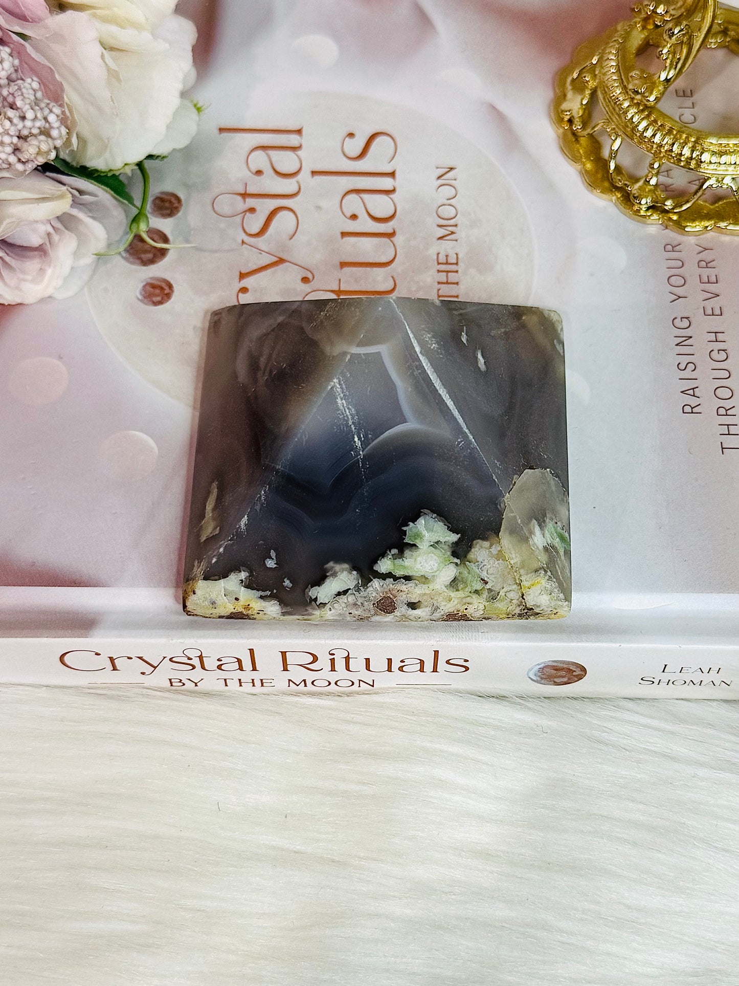 Green Flower Agate Pyramid 7.5cm