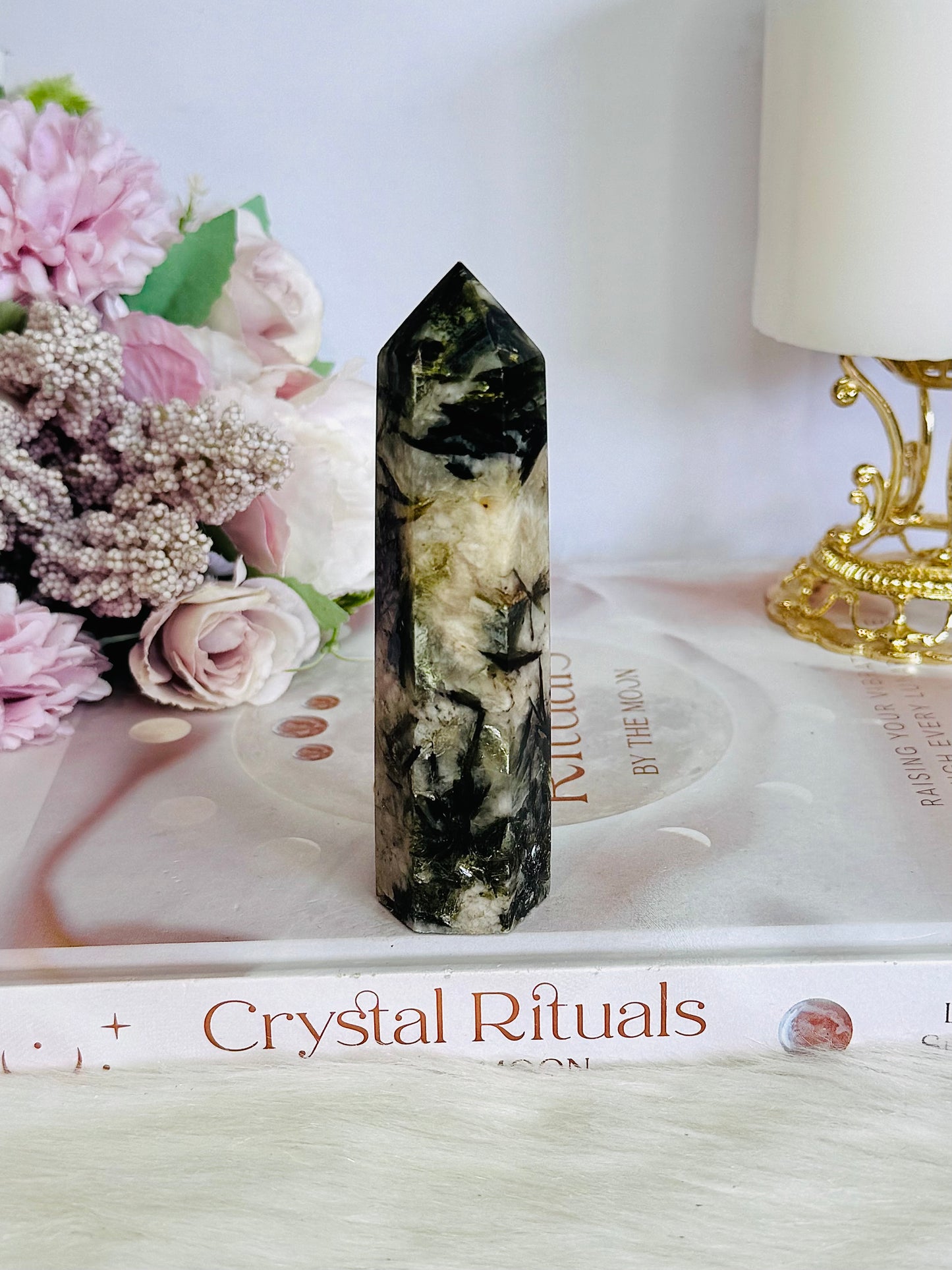 Gold & Black Mica Tower 11cm