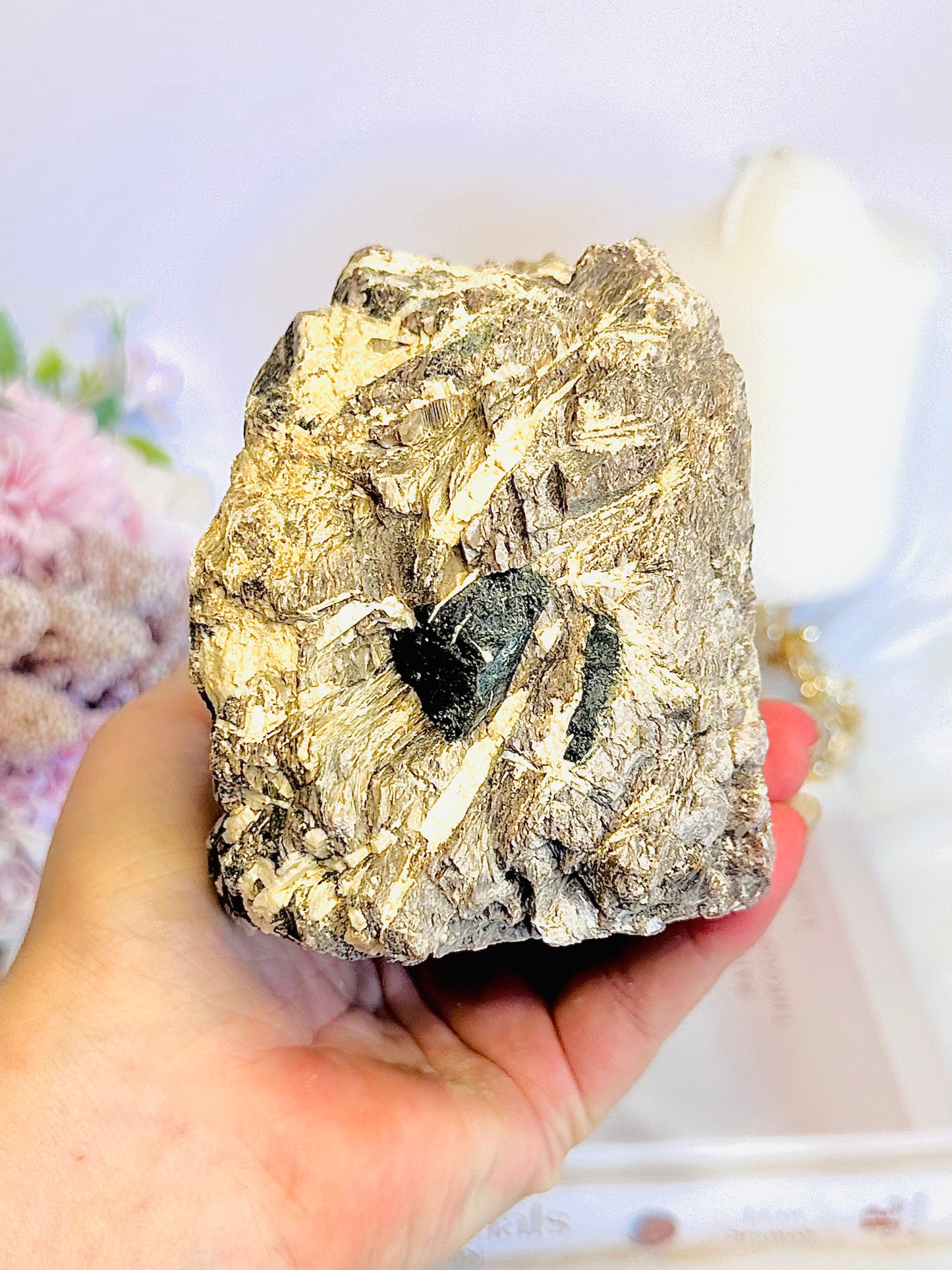 Stunning Large 1.05KG Purple Mica Natural Specimen From Brazil