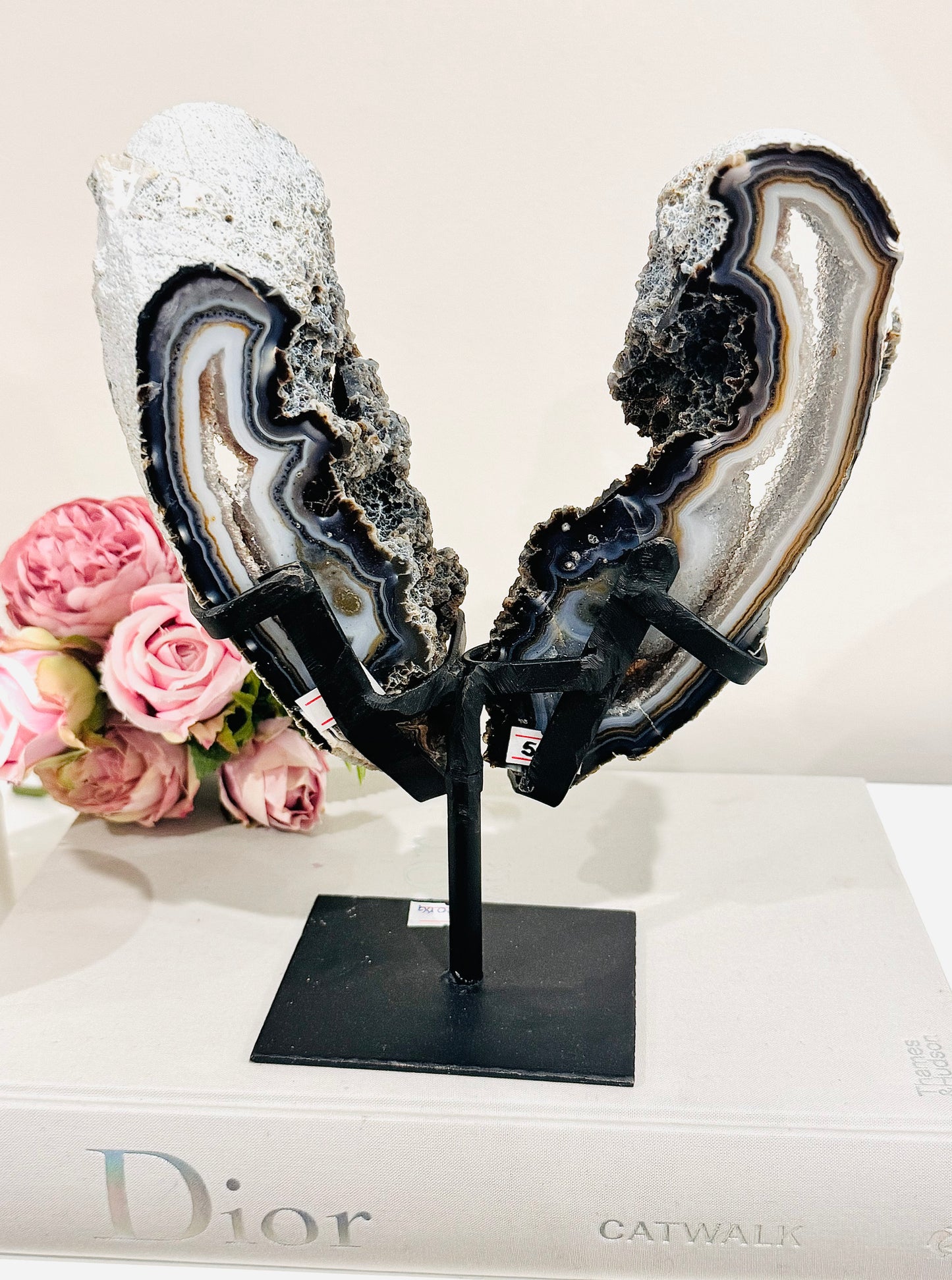 ⚜️ SALE ⚜️ High Grade Uniquely Fabulous Large 24.5cm 1.6KG Sparkling Druzy Blue Agate Chunky Wings On Stand From Brazil