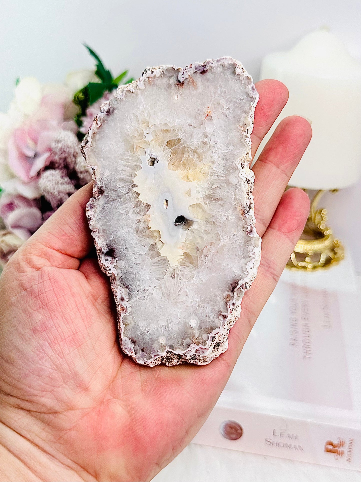 Druzy Black Flower Agate Slab on Stand 12cm