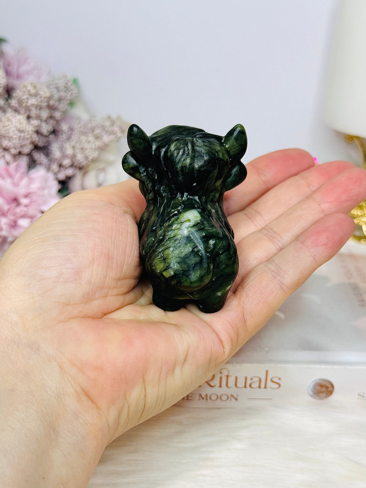 Green Jade Highland Cow Carving 6cm