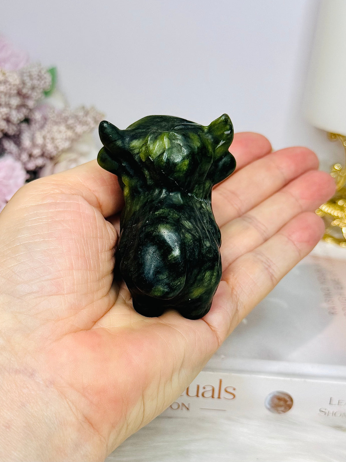 Green Jade Highland Cow Carving 6cm