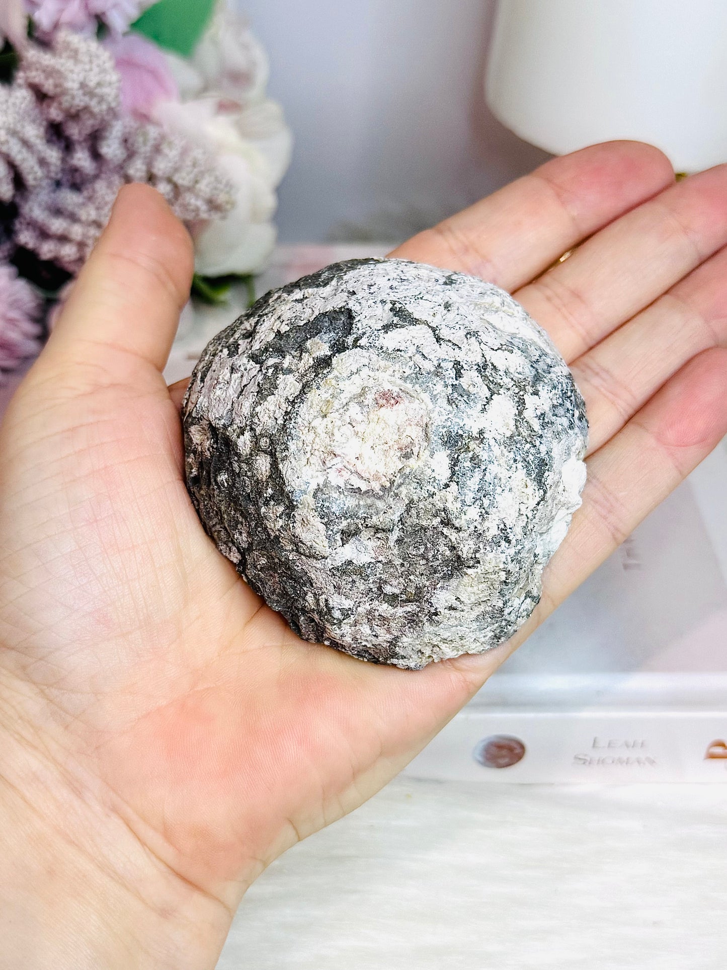 Natural Druzy Agate Geode 8cm