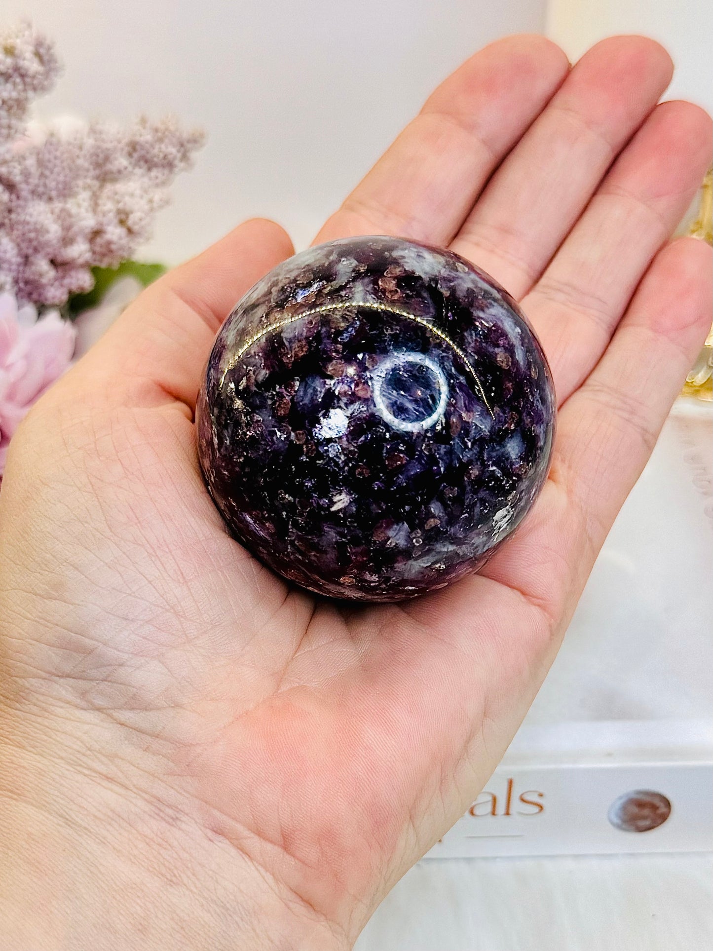 Sparkling 233gram Purple Mica Sphere On Stand