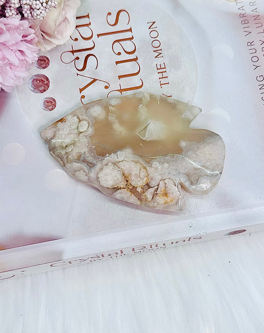 Flower Agate Carved Fish 9cm