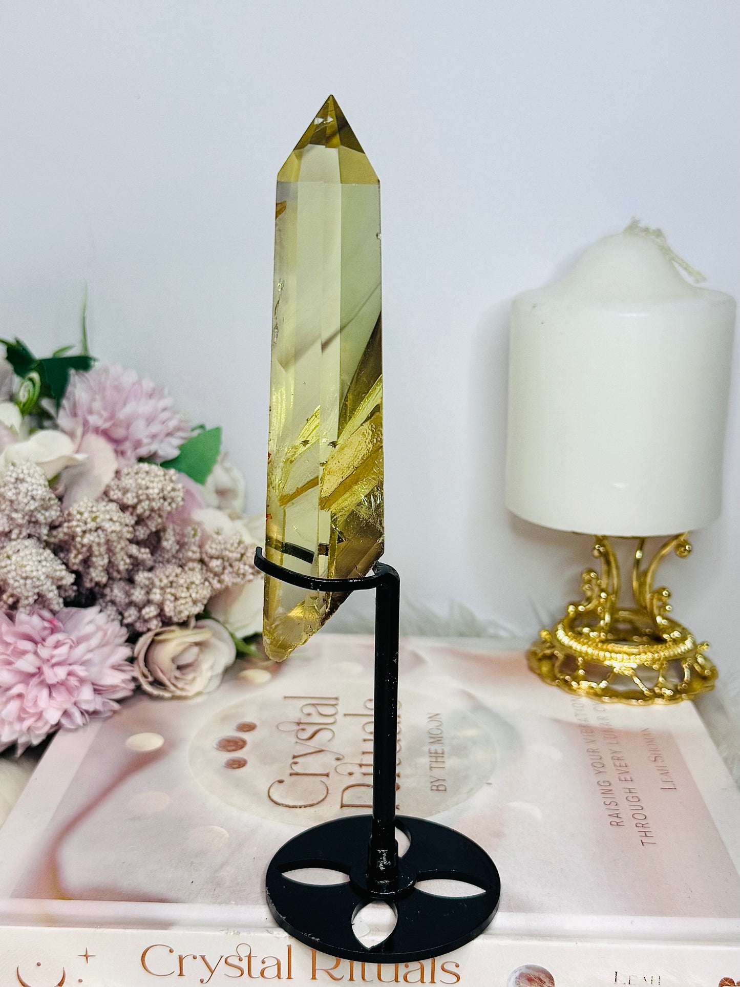 Citrine Tower 19cm Inc Stand (Cut in back of tower)
