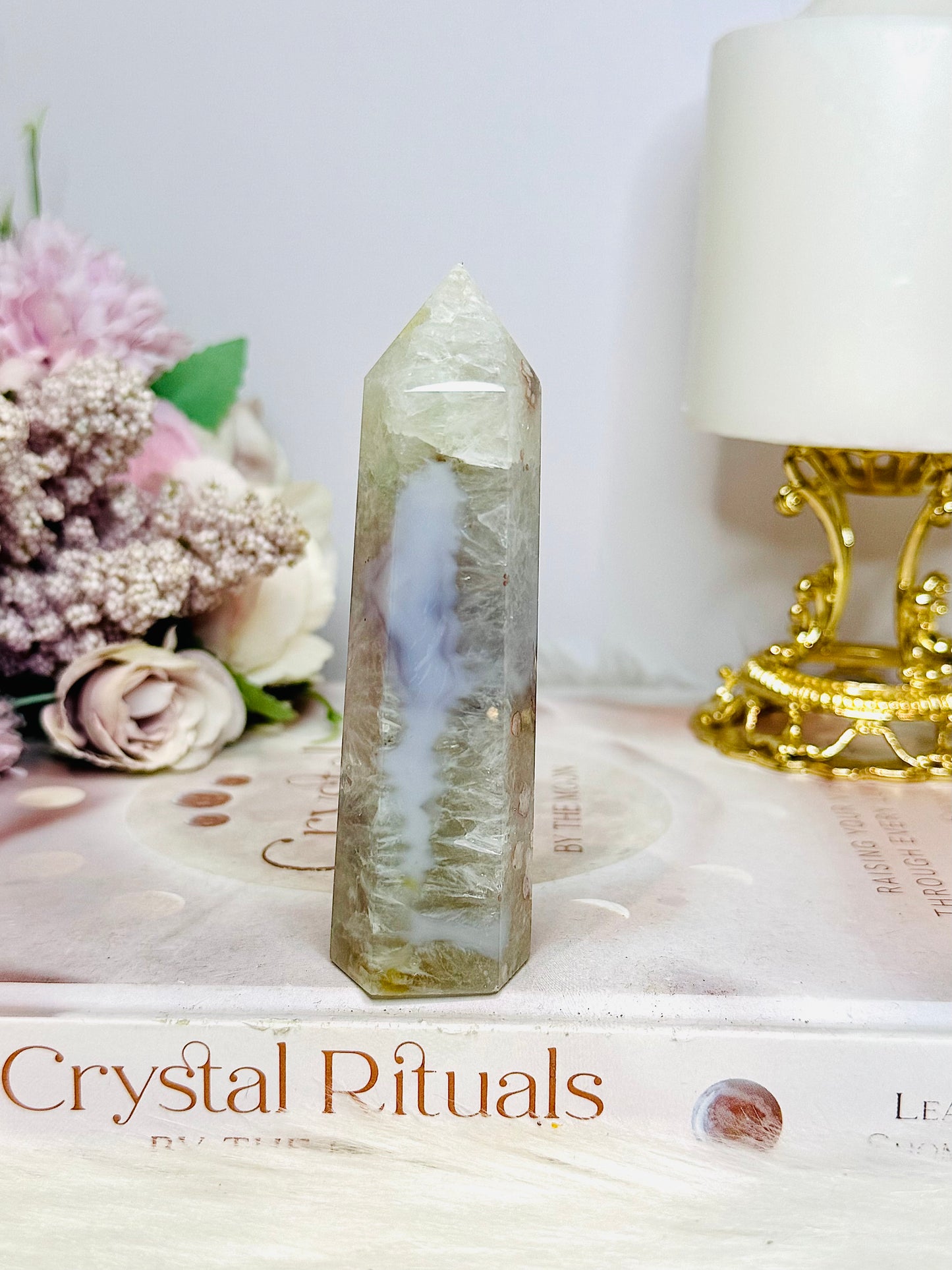 Green Flower Agate Tower 10cm