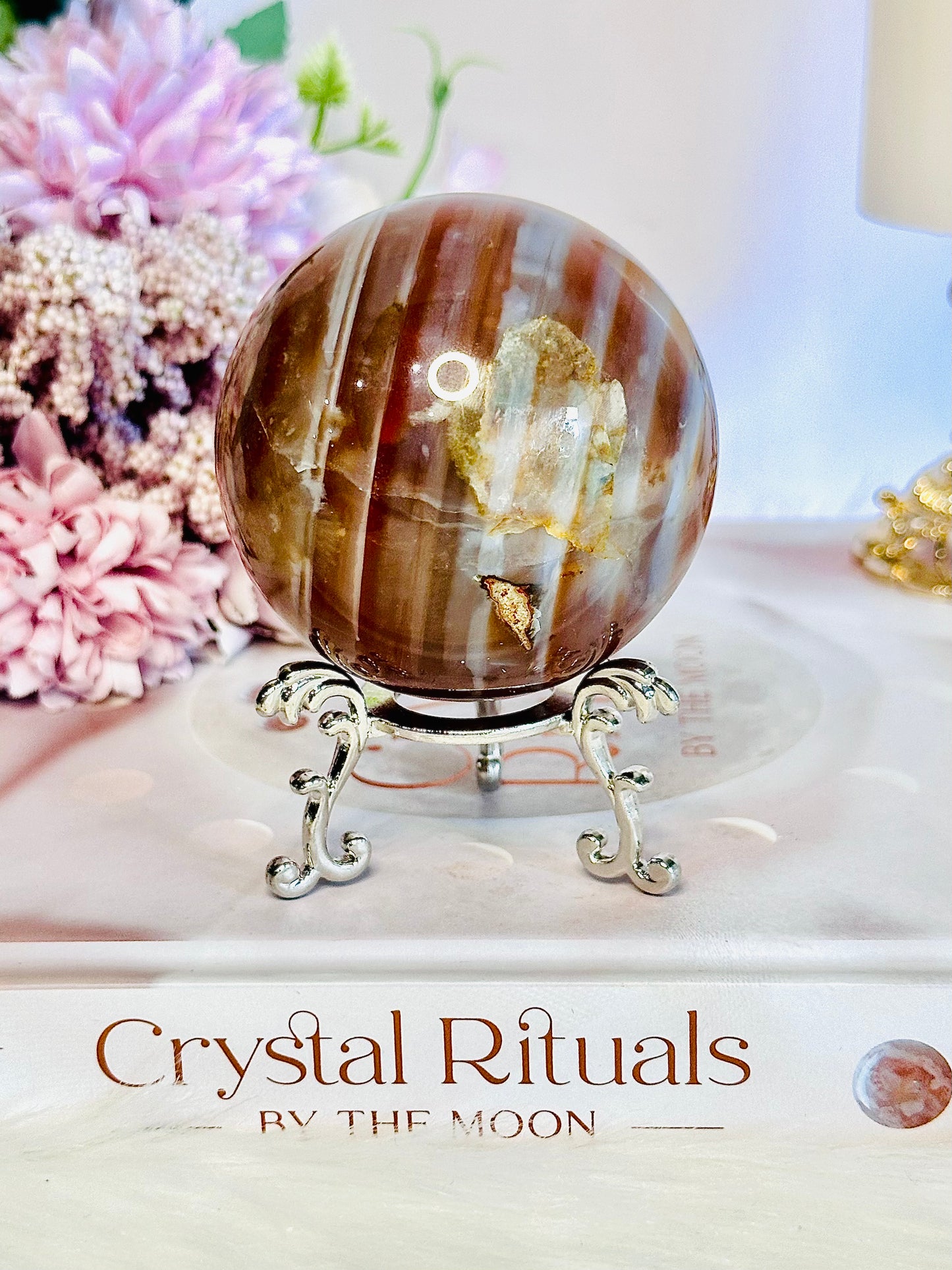 ⚜️ SALE ⚜️ Striped Agate Sphere 319grams On Stand