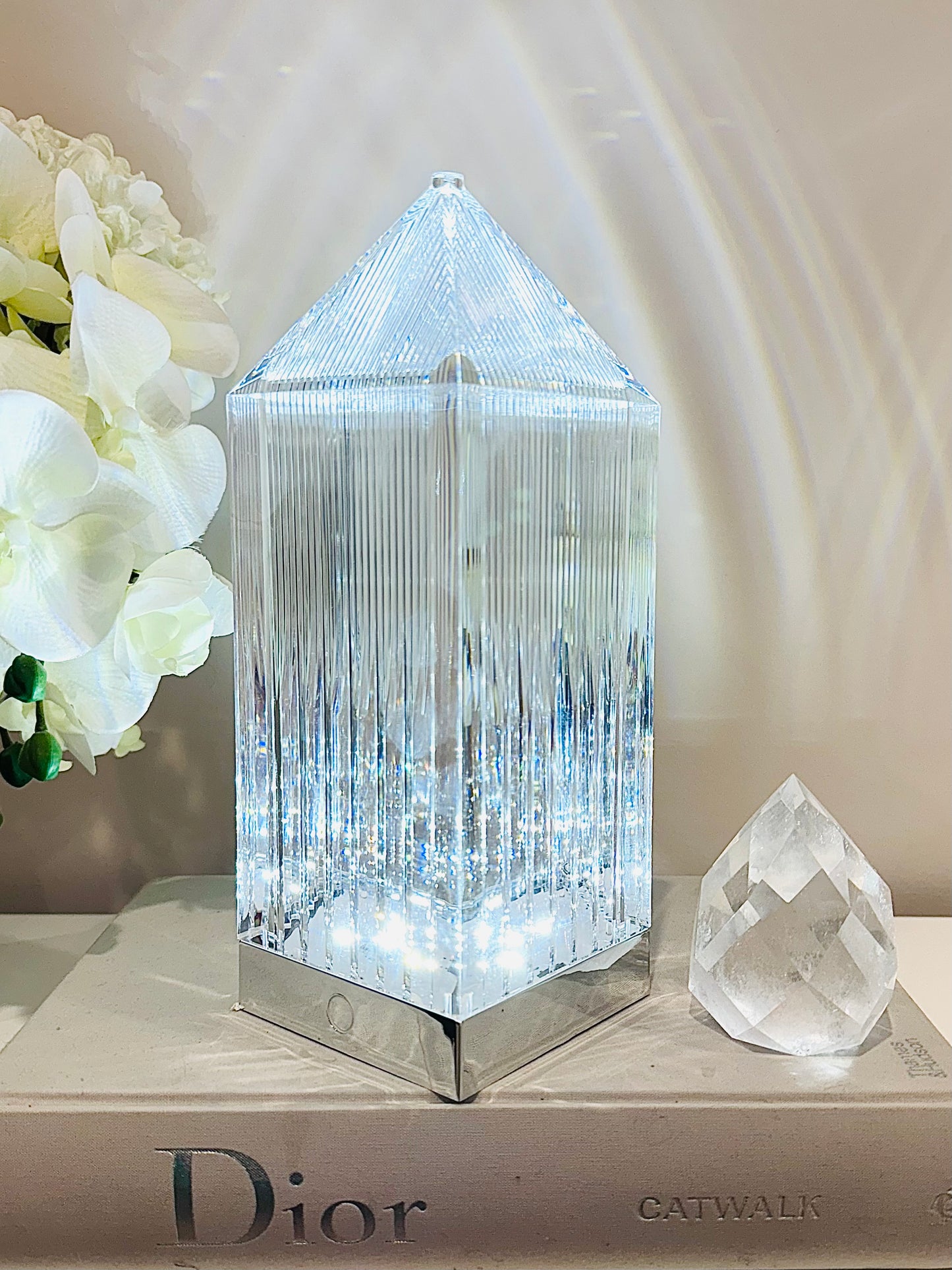 Large Usb Lantern House 23cm