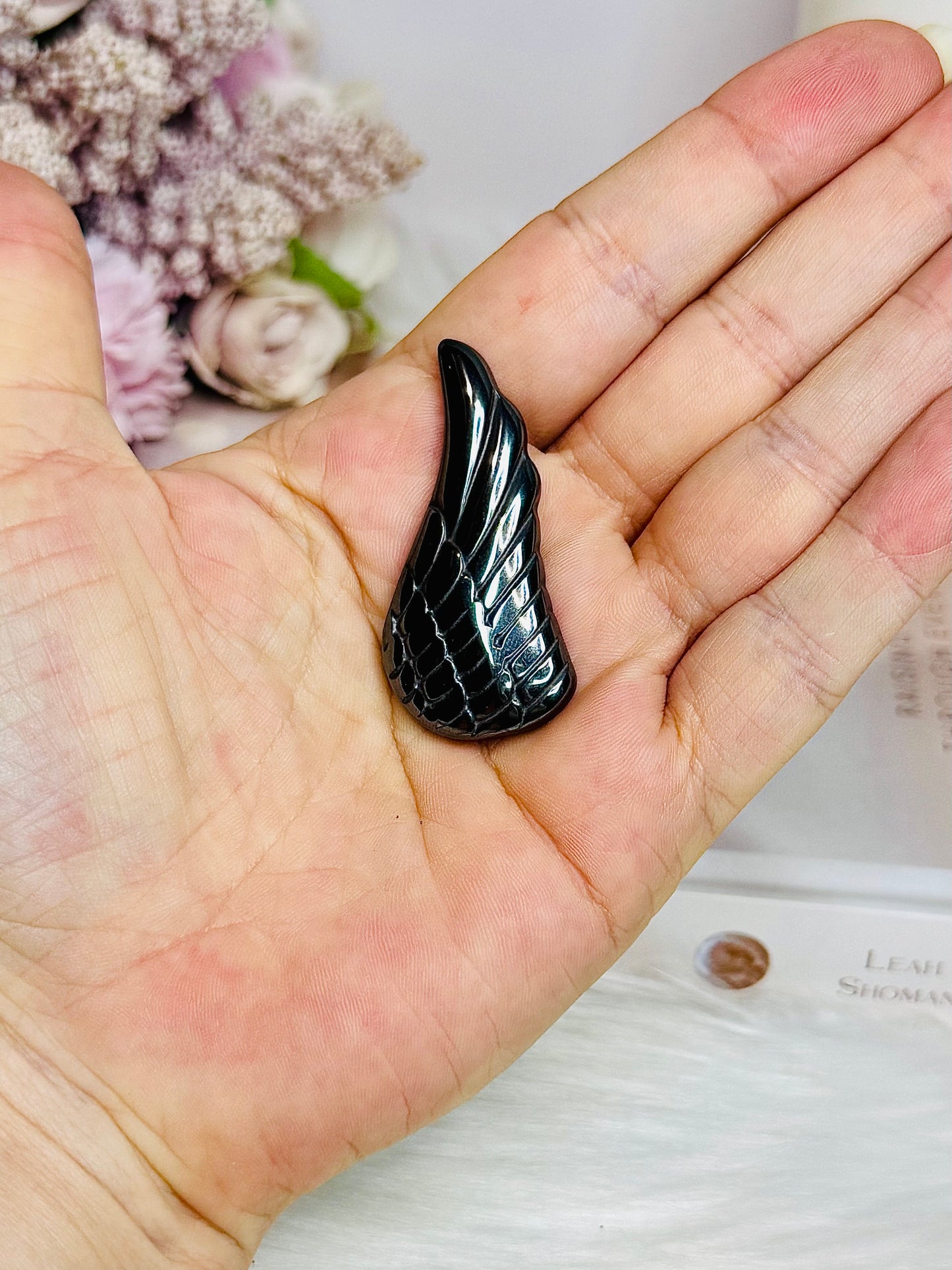 Terahertz Carved Wing