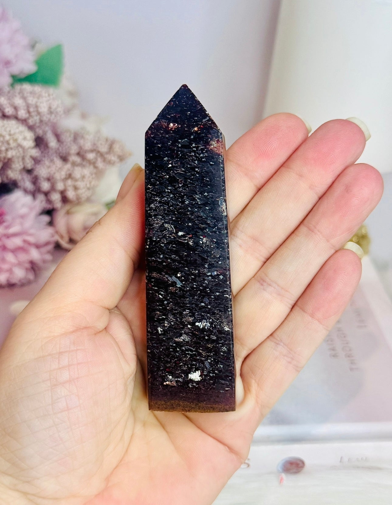 Black Mica Tower 10cm