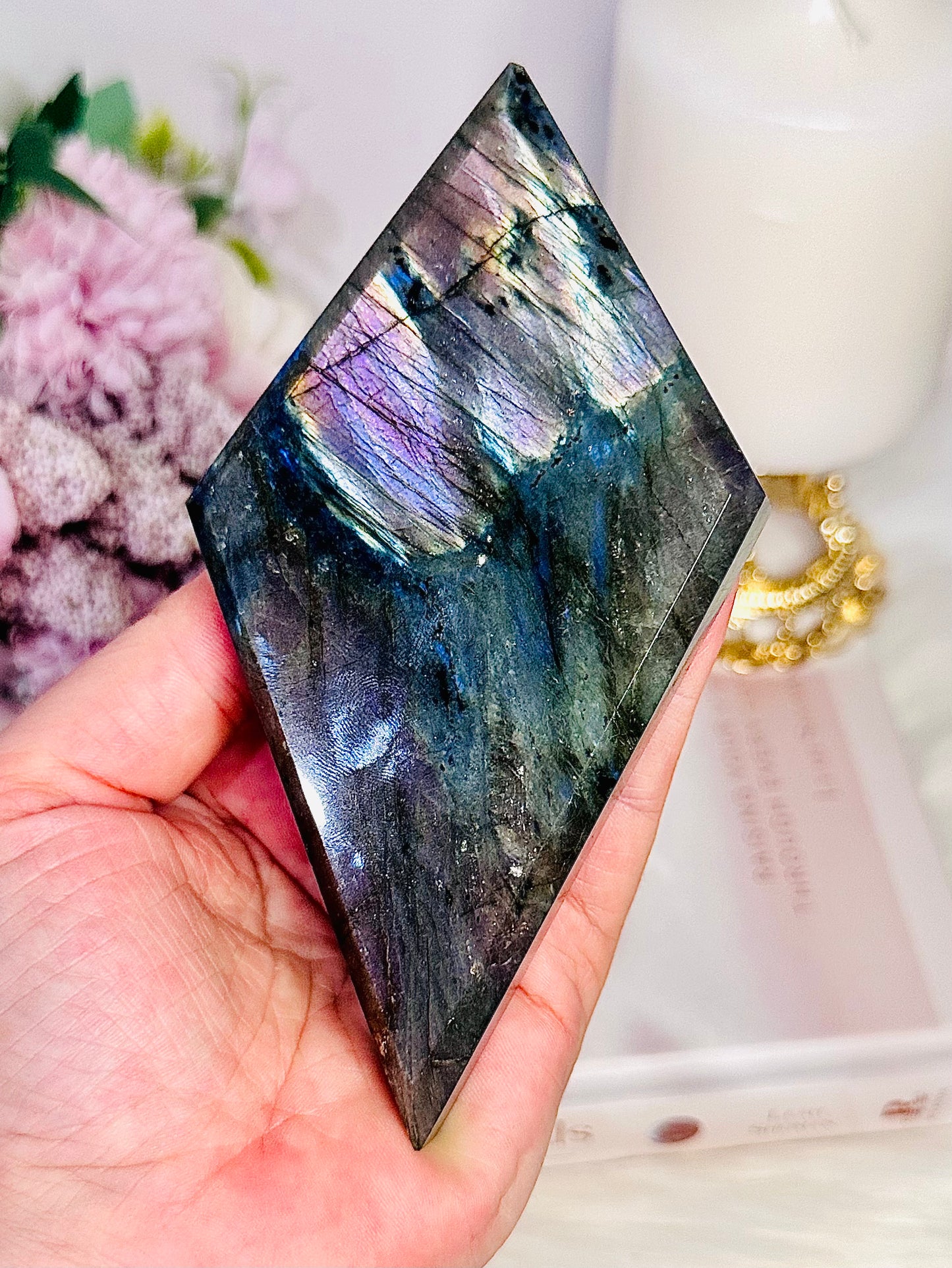 WOW!!!! Absolutely Gorgeous Labradorite Diamond Full of Purple Flash Both Sides On Silver Stand 19.5cm