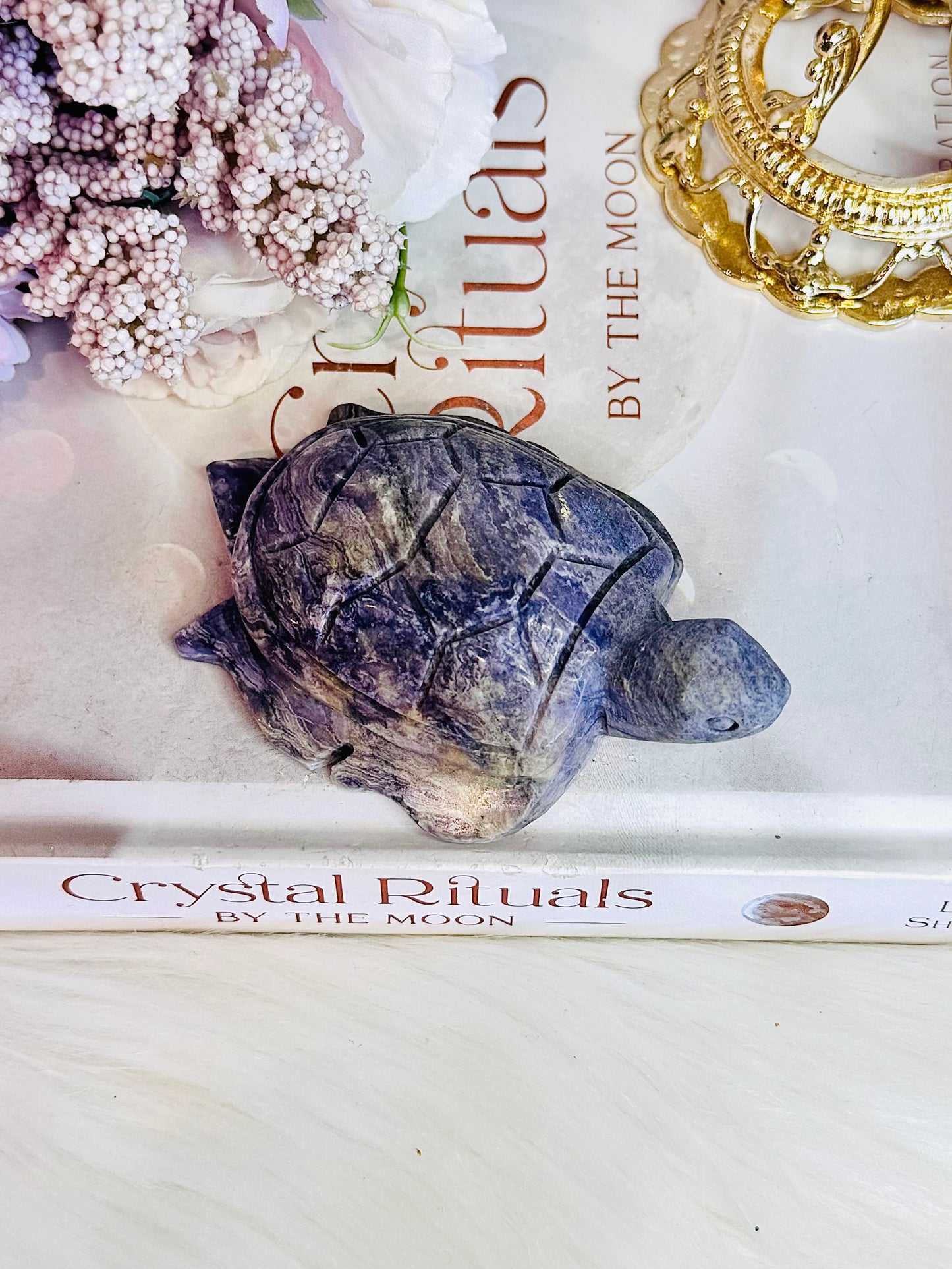 Tiffany Stone 8cm Chunky Carved Turtle