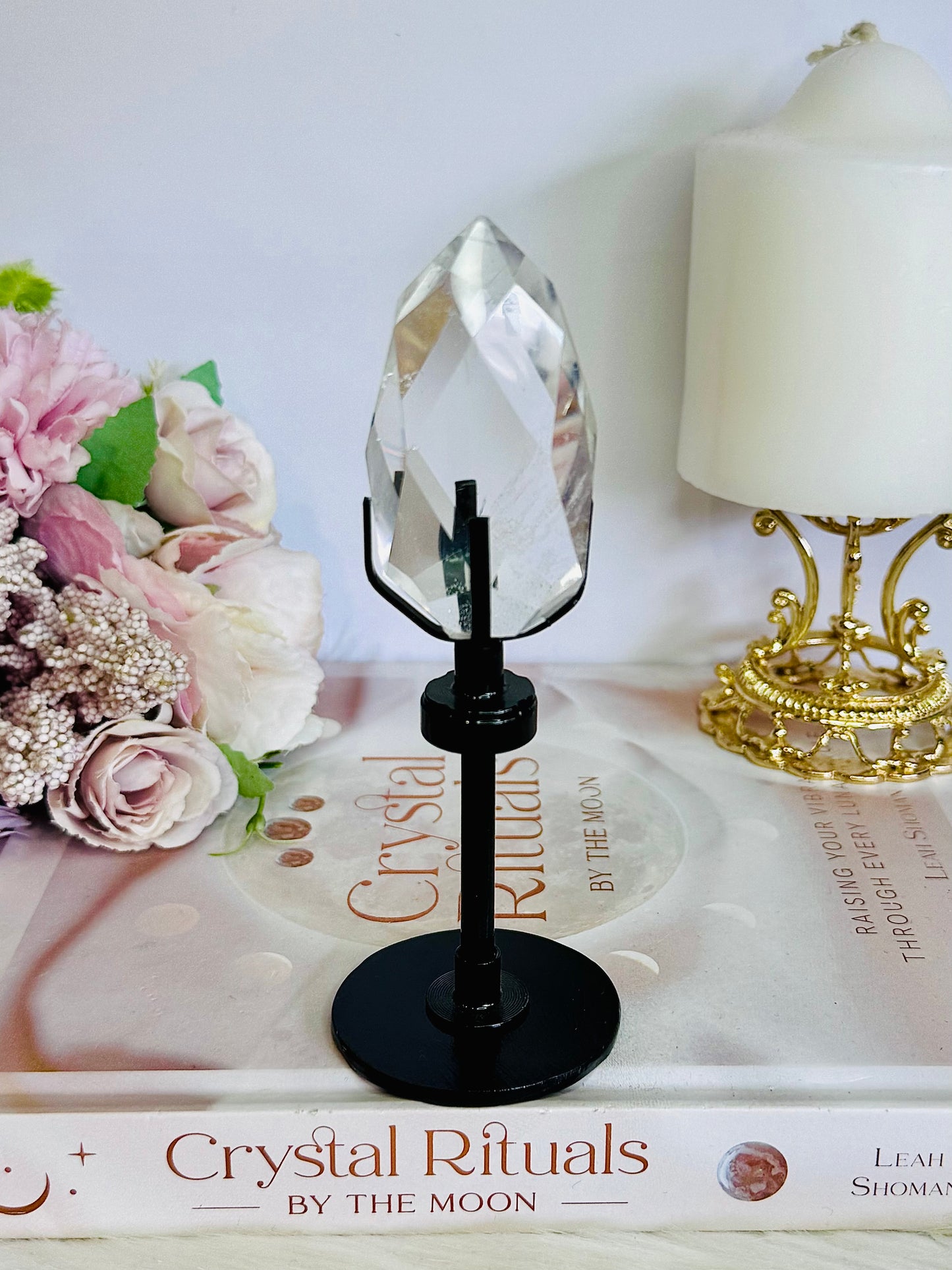 Classy & Fabulous High Grade Clear Quartz Faceted Diamond on Stand 14cm Tall