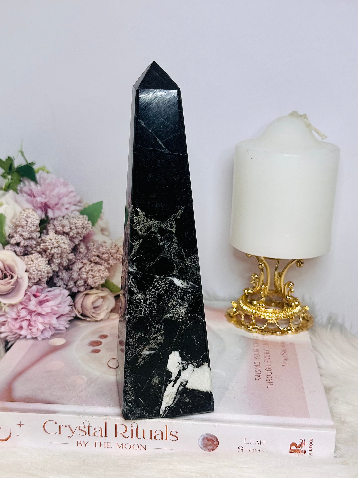 Large Black Onyx Tower 19.5cm