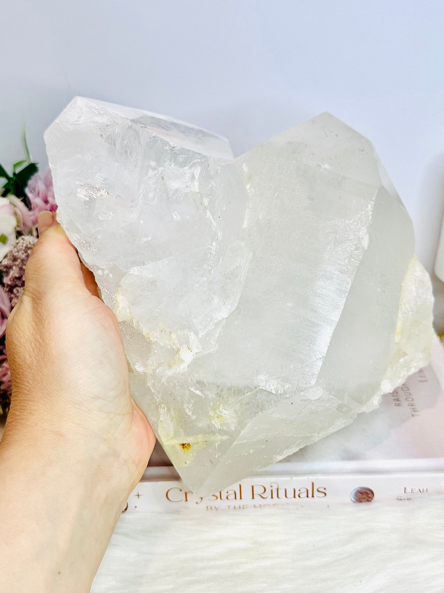 Huge Natural Clear Quartz Specimen 4.28KG