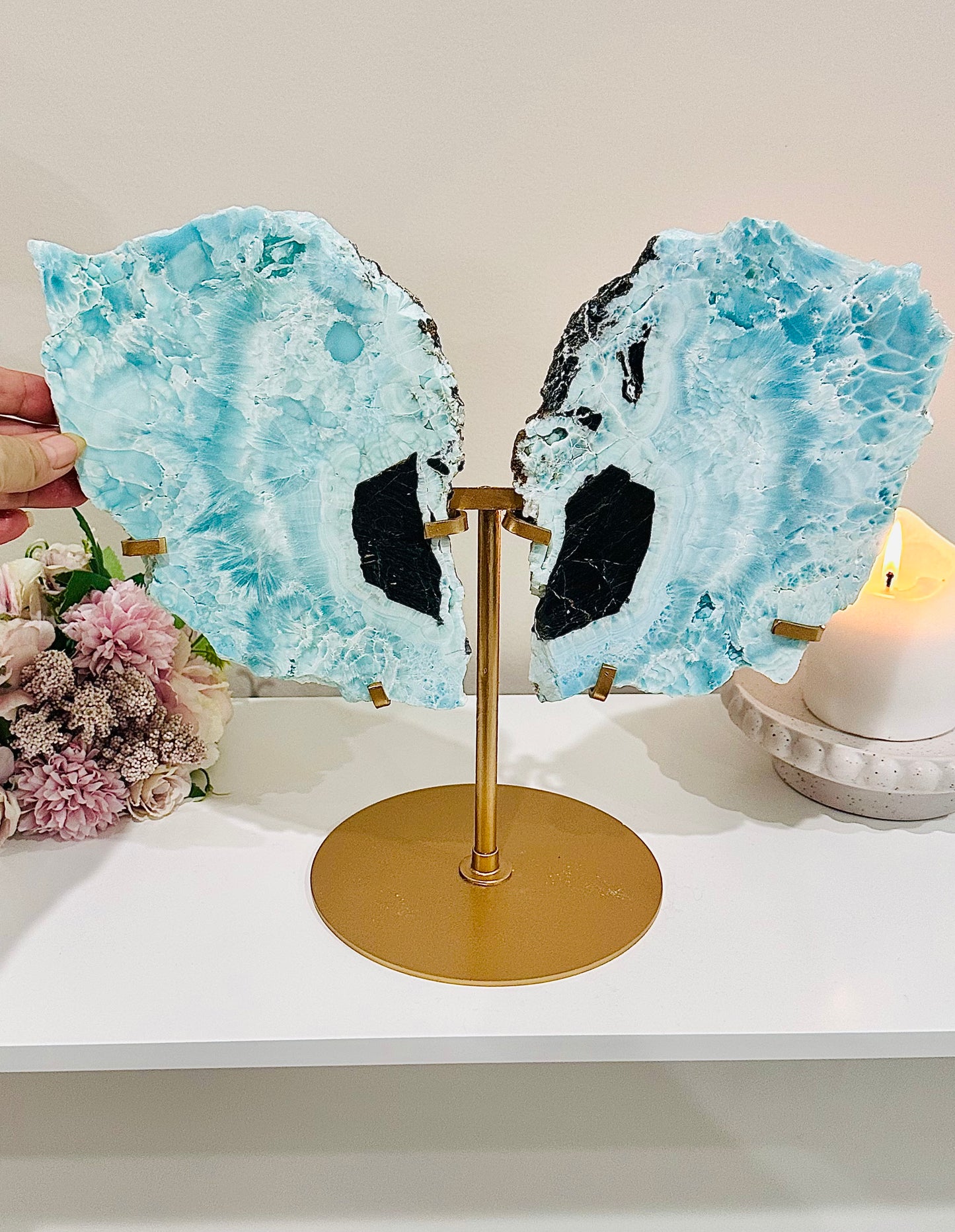 ⚜️SALE⚜️ ‘ Calming & Joyful ‘ ~ Classy & Fabulous Absolutely Stunning Huge 30cm Inc Stand (Wings 24cm) High Grade Blue Aragonite Wings On Gold Stand ~ Spectacular Piece Of Magic