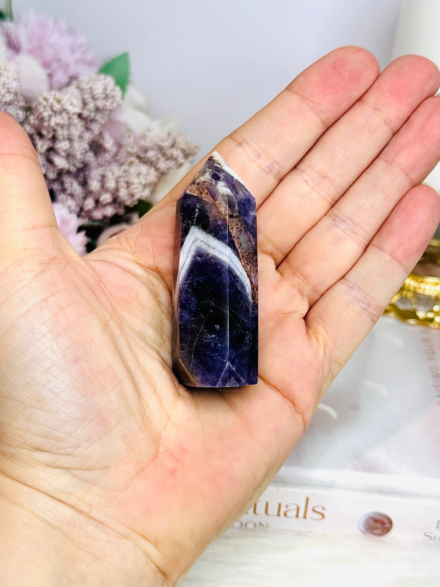 Chevron Amethyst Tower 6.5cm