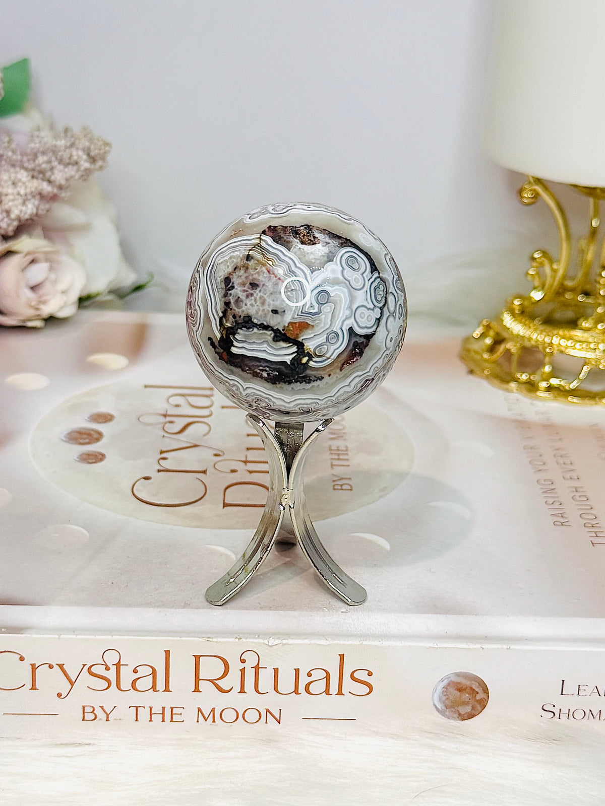 Mexican Crazy Lace Sphere on Stand 110g