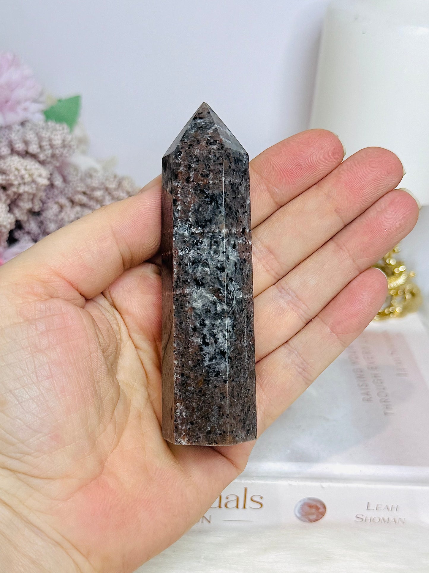 Yooperlite (UV Reactive) Tower 10cm