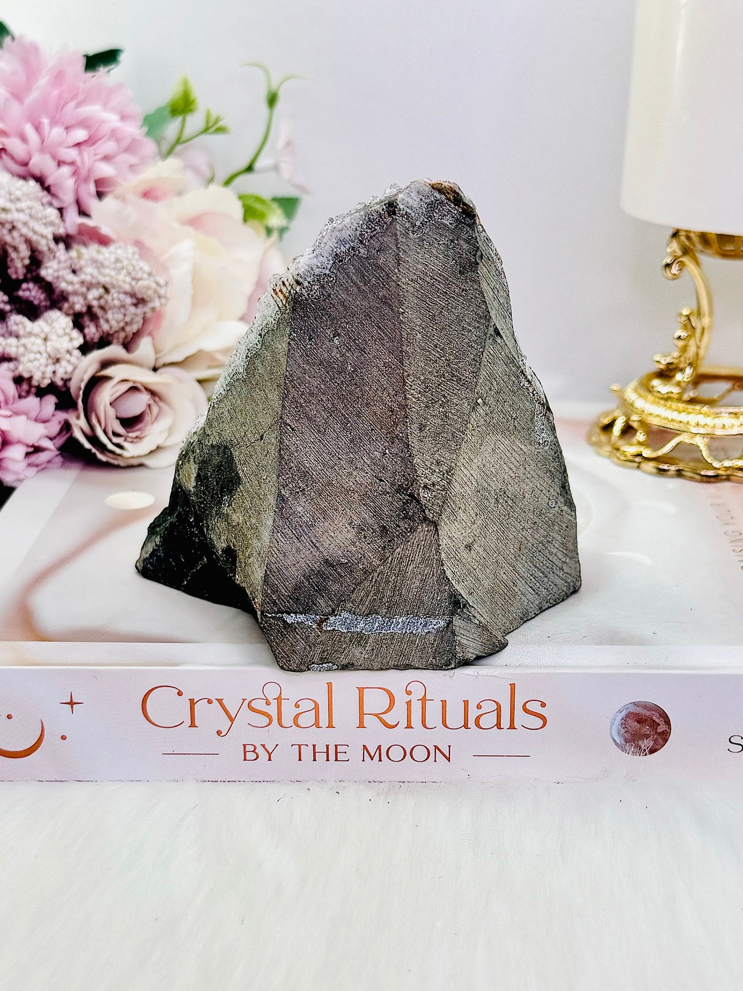 Beautiful 9.5cm 389gram Natural Amethyst Base Cut Cluster