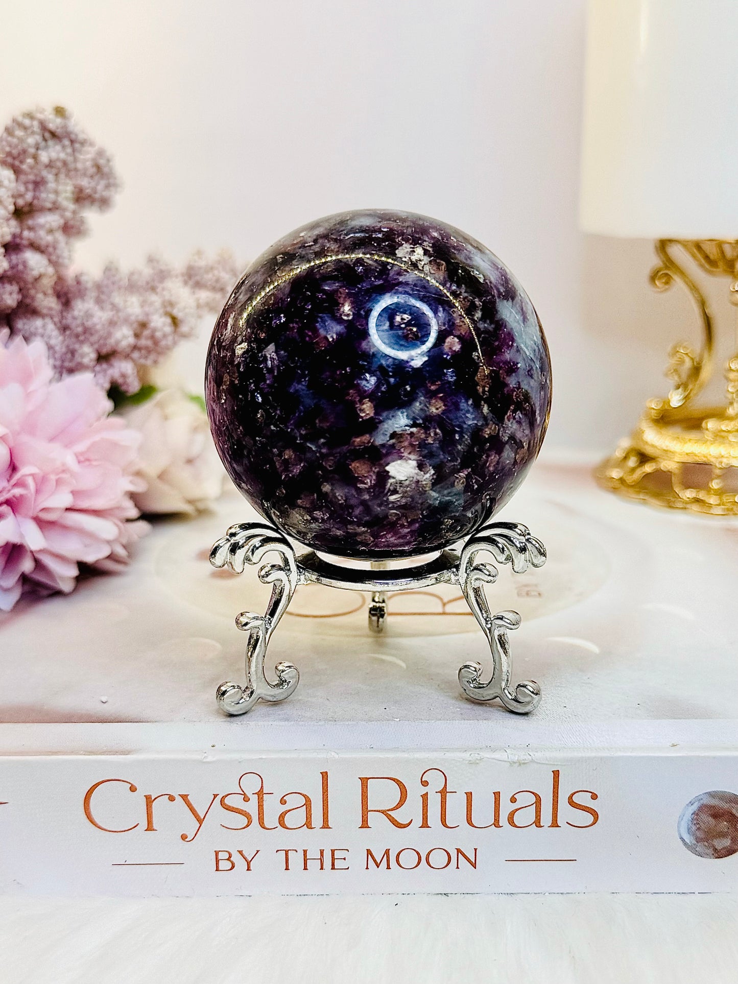 Sparkling 233gram Purple Mica Sphere On Stand