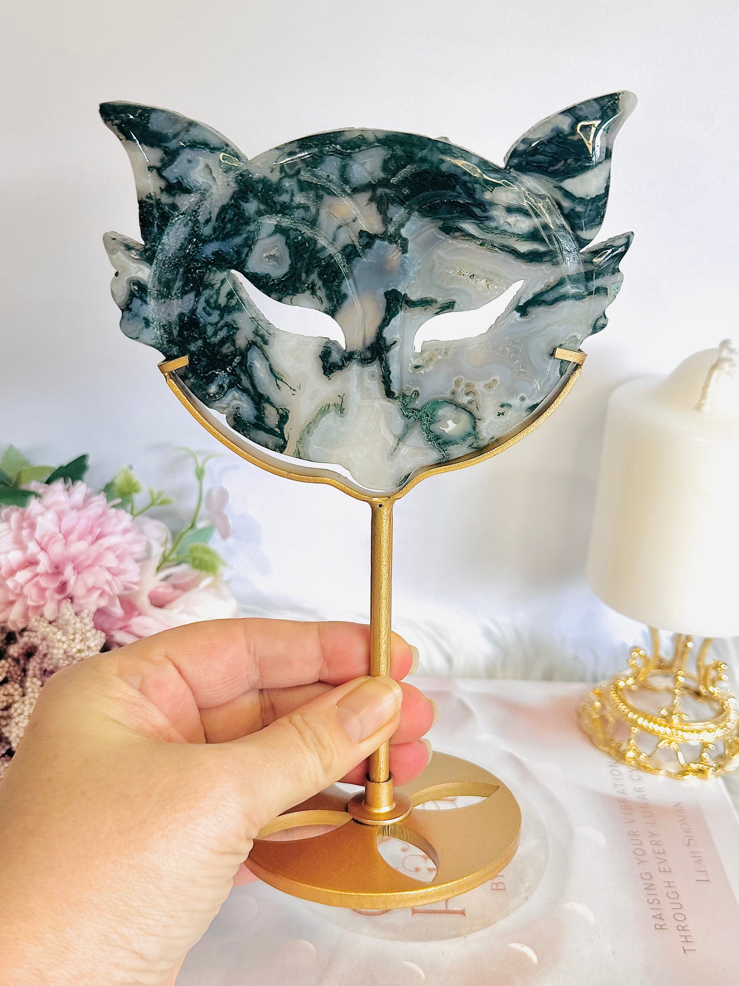 ⚜️ SALE ⚜️ Large 20cm (Inc Stand) High Grade Moss Agate Cat Mask On Gold Stand