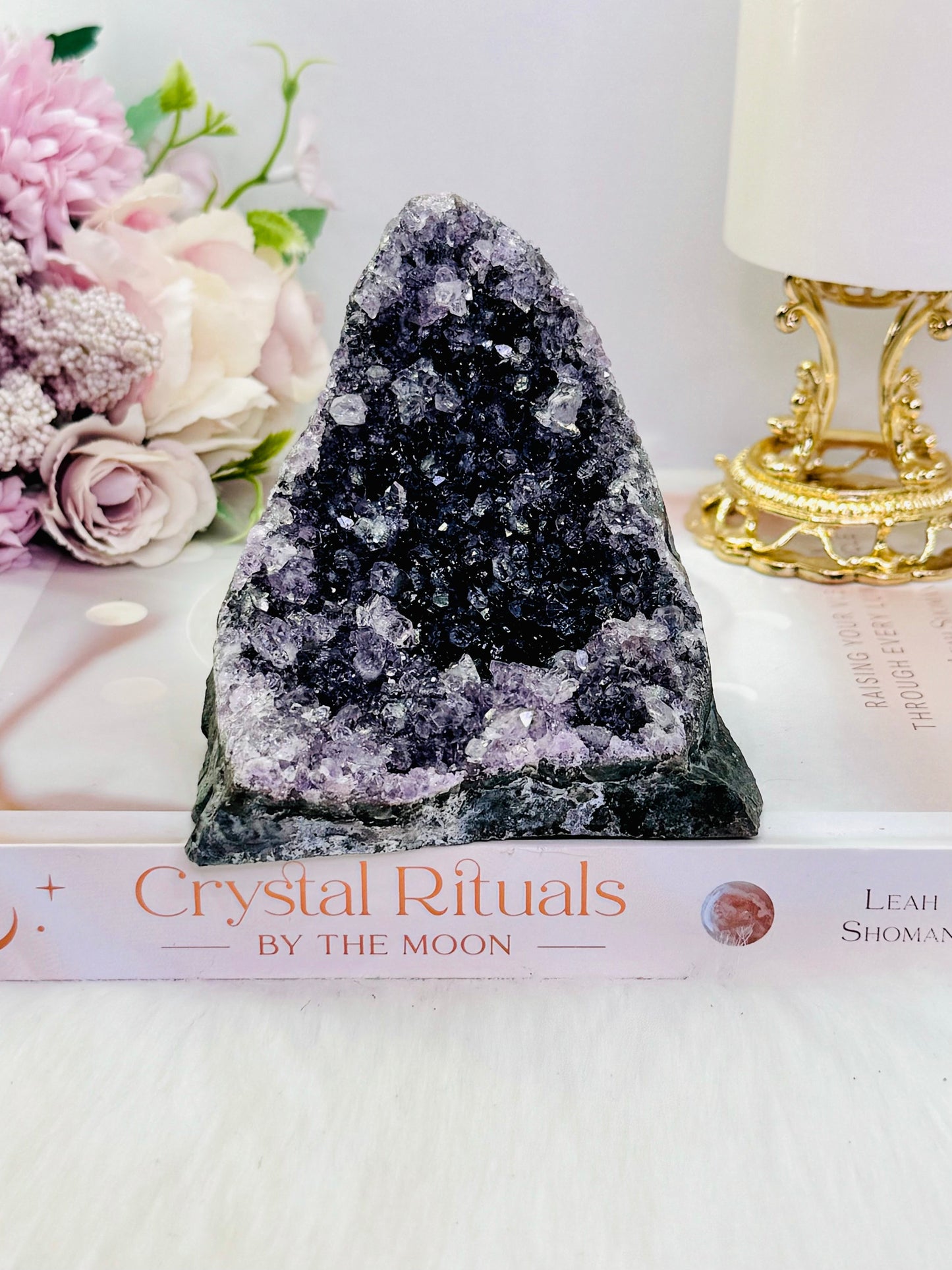 Beautiful 9.5cm 389gram Natural Amethyst Base Cut Cluster