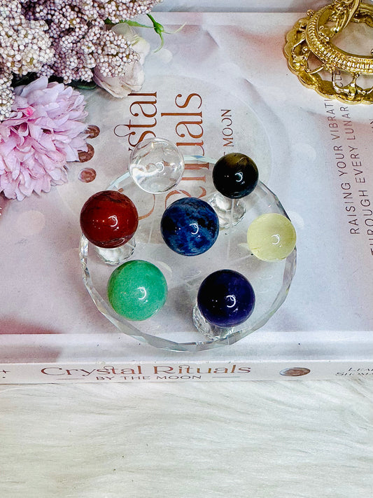 ⚜️ SALE ⚜️ Set of Chakra Spheres on Glass Stand 8cm