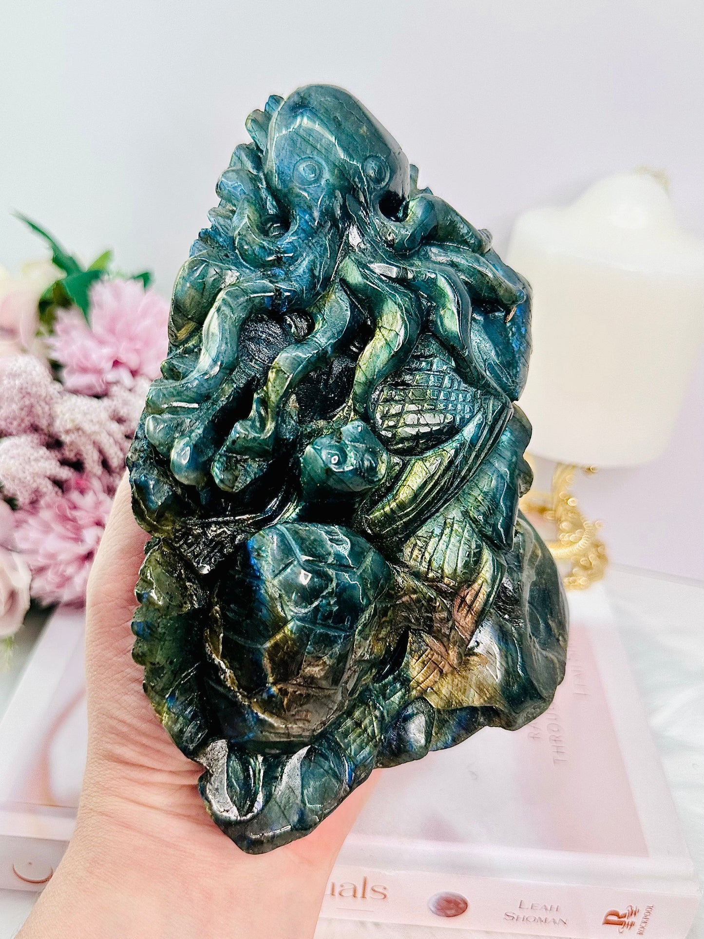 Full of Flash Huge 1.2KG 17cm Tall Labradorite Carved Sea Life With An Octopus & Turtle