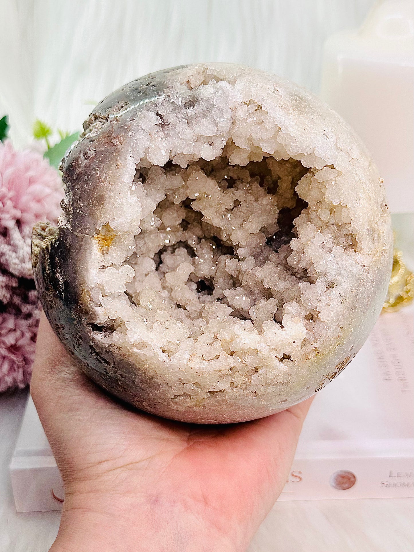 ⚜️ SALE ⚜️ ⭐️ SHE IS THE QUEEN OF SPHERES ⭐️ WOW!!! Classy & Fabulous HUGE 1.72KG 12cm Sparkling Stunning Pink Amethyst Druzy Sphere From Brazil Comes With A Stand (The stand in pic is display only)