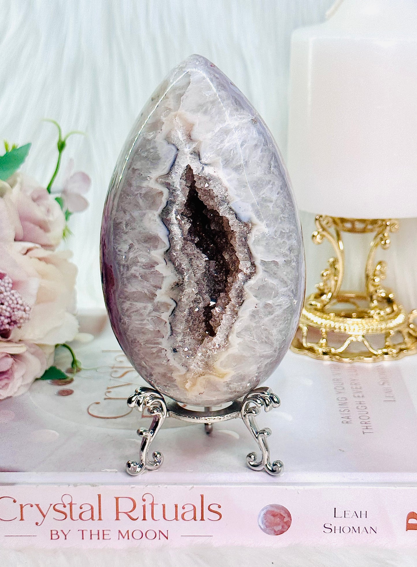 TOTALLY IN LOVE!!!!! Absolutely Divine Large 718gram Druzy Agate Carved Egg On Stand ~ An Exquisite Piece