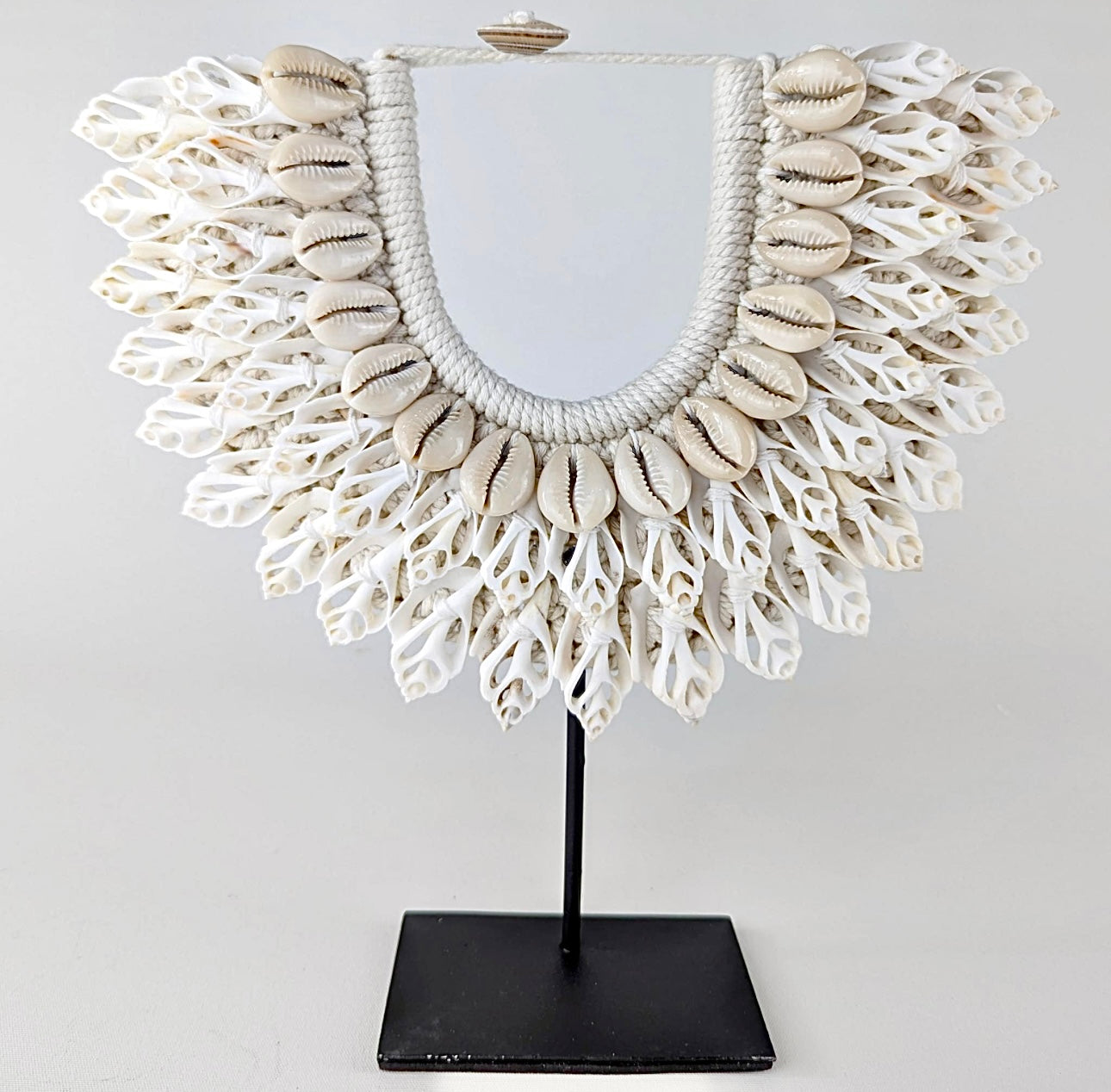 Stunning Natural White Shell Necklace On Stand 26cm Tall
