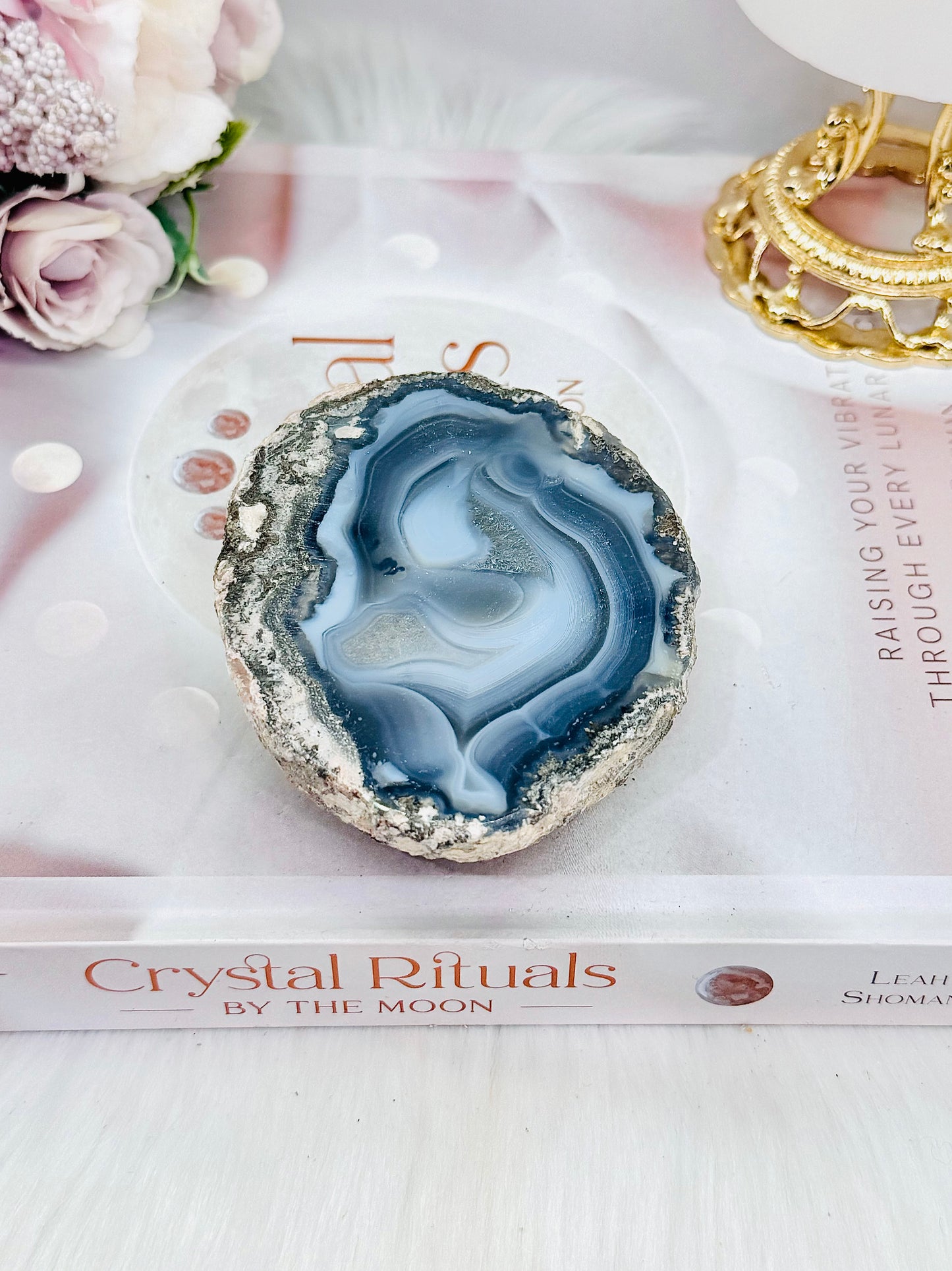 Natural Blue Agate Geode 9cm